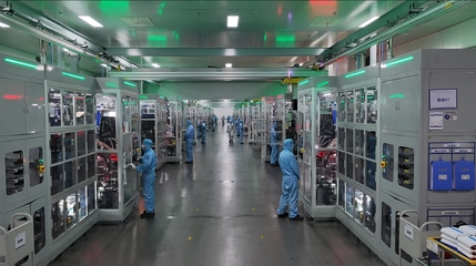 宜昌楚能三號工廠產(chǎn)品正式量產(chǎn)下線 標(biāo)志項(xiàng)目一期全面建成量產(chǎn)